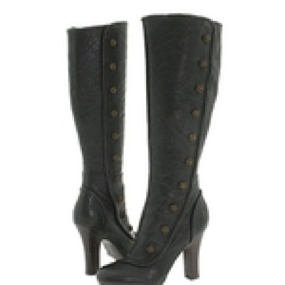 frye matilda button boots